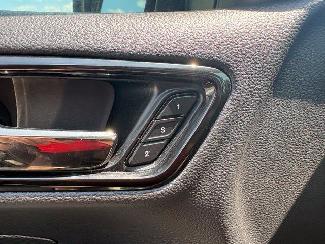 Used 2021 Dodge Durango R/T w/ Blacktop Package AWD/4WD image 25