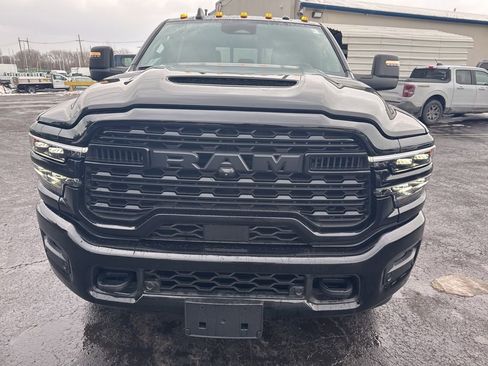 Used 2026 RAM 2500 Limited image 8