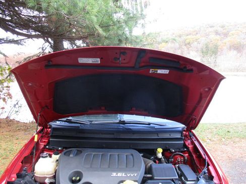 Used 2014 Dodge Journey SXT image 6