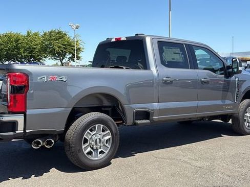 New 2026 Ford F250 Lariat AWD/4WD image 3