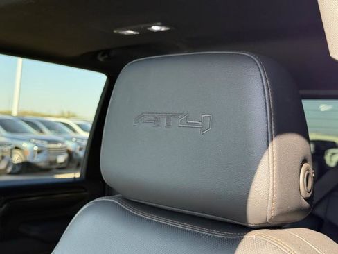 Used 2024 GMC Sierra 2500 AT4 w/ AT4 Preferred Package image 20