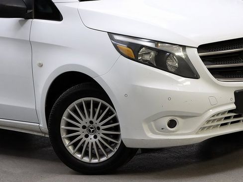 Used 2019 Mercedes-Benz Metris image 3
