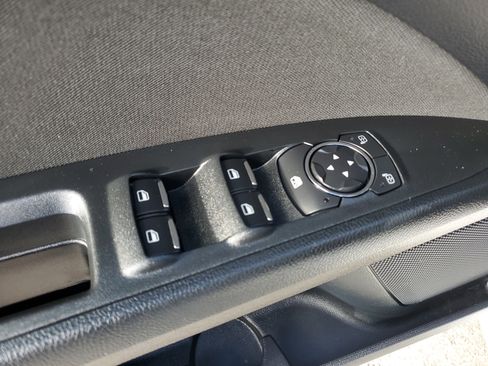 Used 2019 Ford Fusion SE image 29