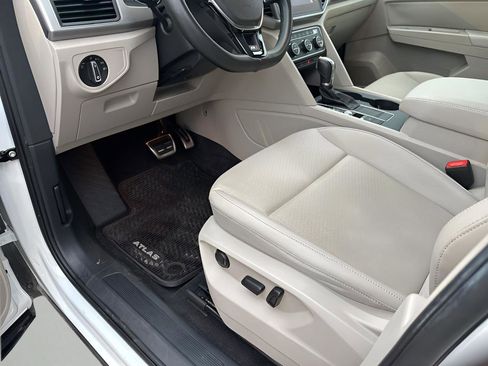 Used 2019 Volkswagen Atlas SE image 28