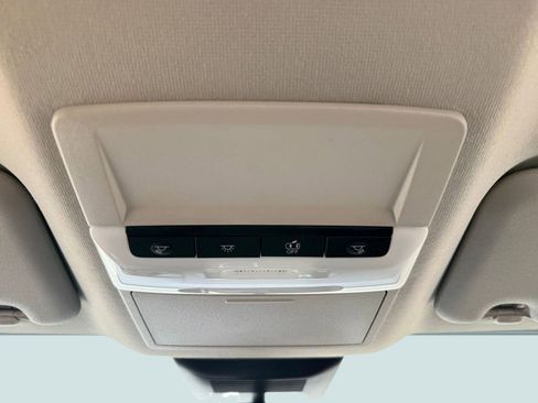 New 2025 Nissan Sentra SR image 17