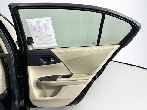 Used 2014 Honda Accord LX image 27