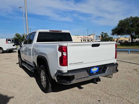 Used 2025 Chevrolet Silverado 2500 LT AWD/4WD image 6