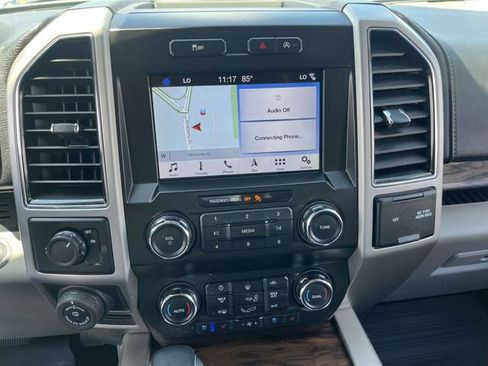 Used 2019 Ford F150 Lariat RWD image 16