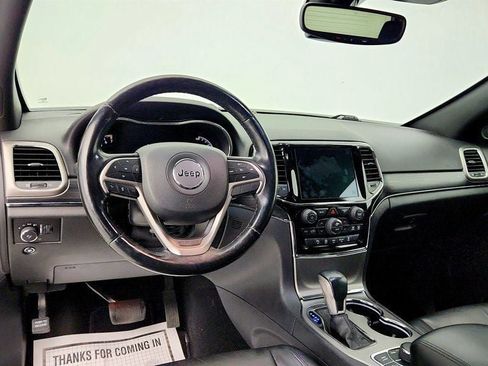 Used 2020 Jeep Grand Cherokee Limited AWD/4WD image 13