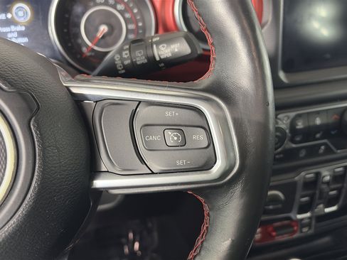 Used 2021 Jeep Wrangler Unlimited Rubicon image 30