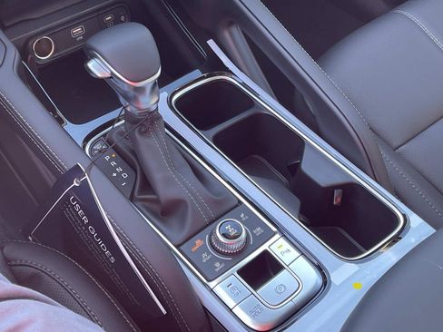 New 2025 Kia Telluride EX w/ EX Captain's Chair Package image 25