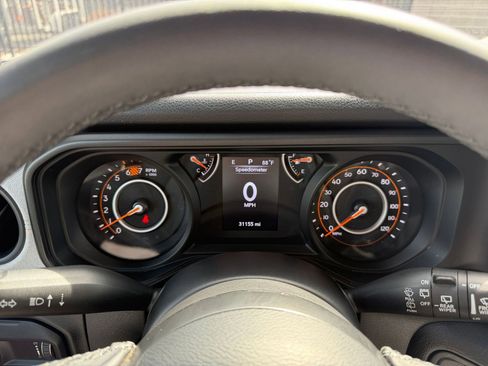 Used 2025 Jeep Wrangler Sport S AWD/4WD image 39