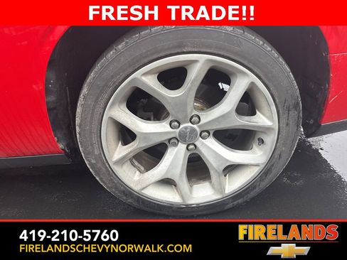 Used 2016 Dodge Challenger SXT Plus image 14