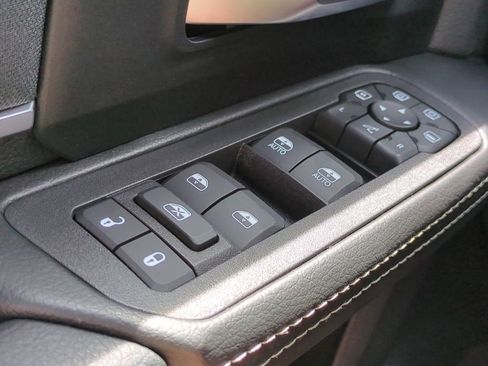 New 2026 RAM 2500 Big Horn AWD/4WD image 25