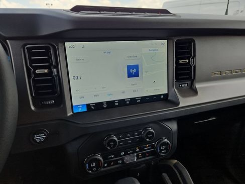 New 2026 Ford Bronco Badlands AWD/4WD image 25