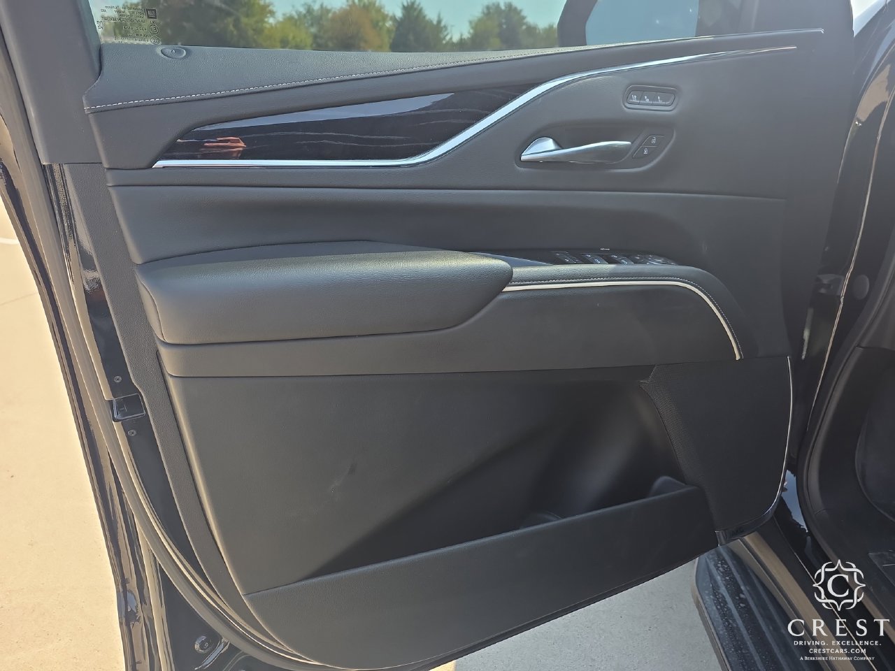 Used 2021 Cadillac Escalade Sport w/ Driver Assist Tech Package AWD/4WD image 7