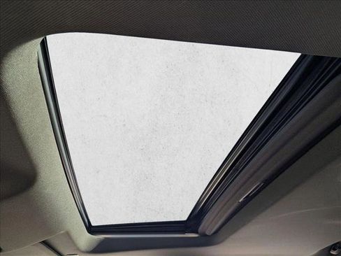 Used 2019 Chevrolet Silverado 1500 LTZ image 13