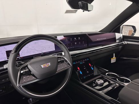 New 2025 Cadillac Escalade Sport w/ Touring Package image 44