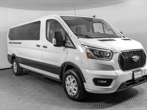 Used 2023 Ford Transit 350 XLT image 9