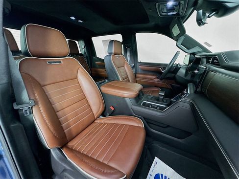 Used 2024 GMC Sierra 1500 Denali Ultimate image 30