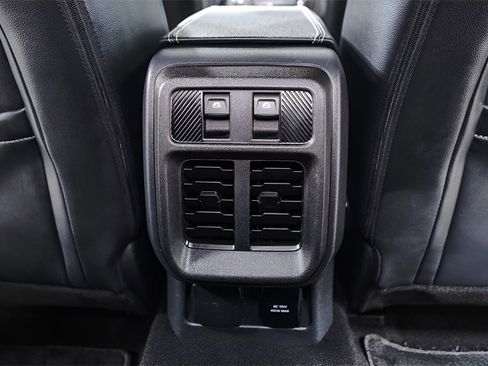 Used 2025 Ford Bronco Outer Banks image 31