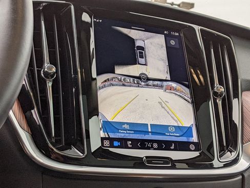 Certified 2025 Volvo V60 B5 Cross Country Plus image 17