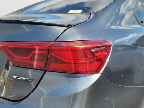 Used 2021 Kia Forte GT-Line w/ GT-Line Premium Package FWD image 11