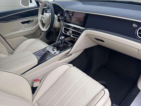 New 2026 Bentley Flying Spur Plug-In Hybrid AWD/4WD image 2