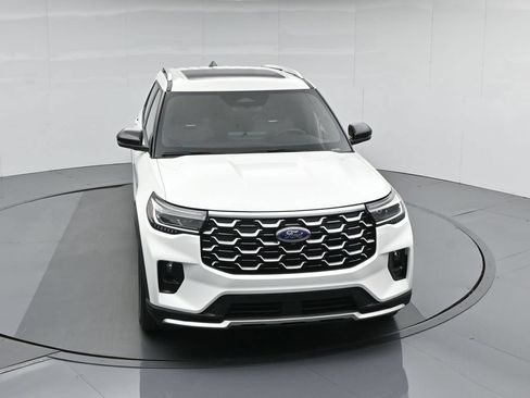 Used 2025 Ford Explorer Platinum RWD image 41