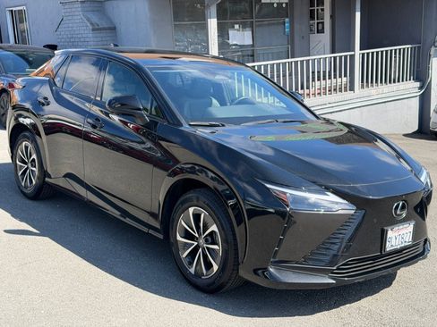 Used 2024 Lexus RZ 300e Premium FWD image 3