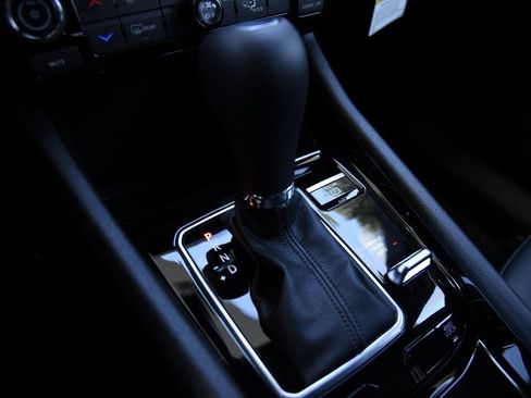 New 2025 Jeep Compass Latitude w/ Altitude Special Edition image 11