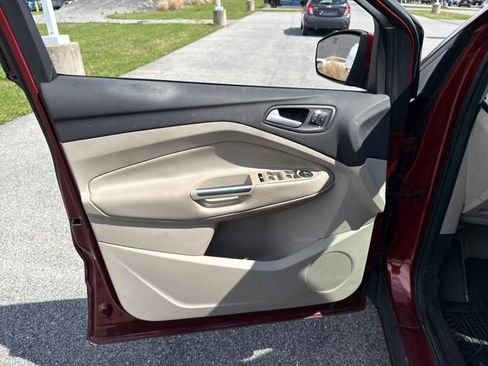 Used 2016 Ford Escape Titanium w/ Equipment Group 301A image 24