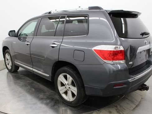 Used 2012 Toyota Highlander Limited w/ Tow Pkg AWD/4WD image 43