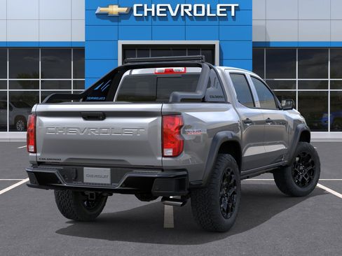 New 2026 Chevrolet Colorado Trail Boss w/ Midnight Edition AWD/4WD image 4