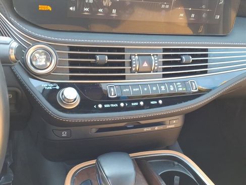 Used 2021 Lexus LS 500 AWD w/ Accessory Package (Z1) image 15