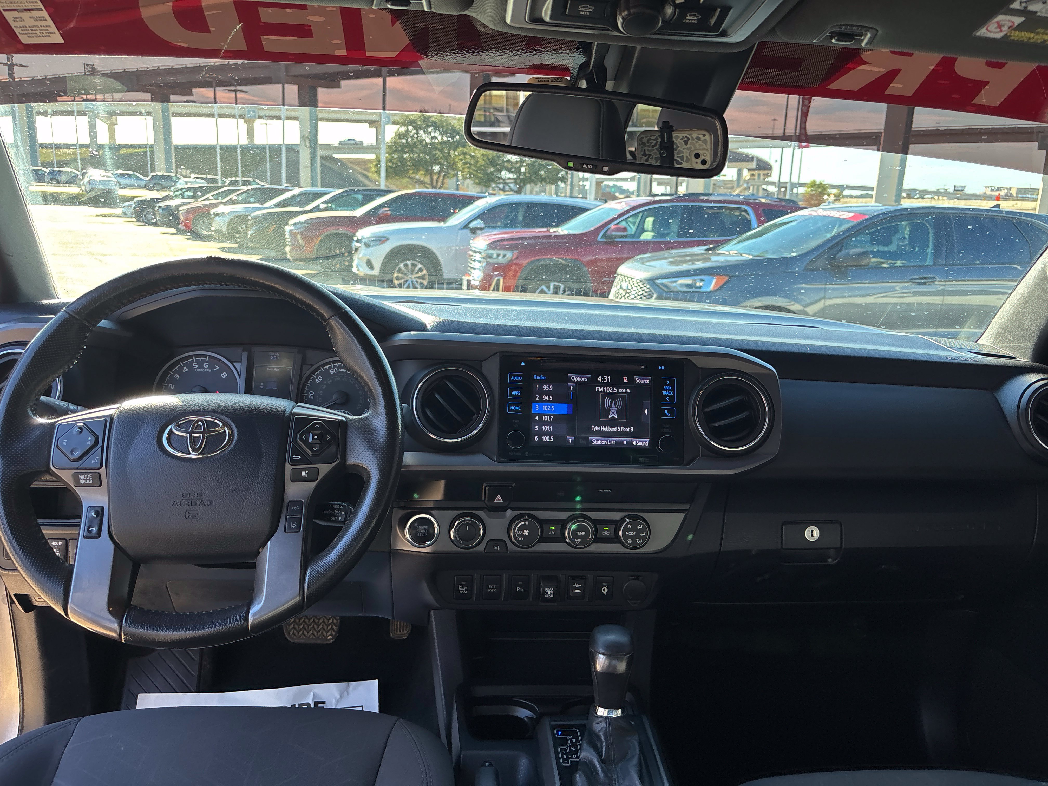 Used 2019 Toyota Tacoma TRD Off-Road w/ Technology Package AWD/4WD image 38