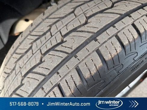 Used 2023 GMC Sierra 1500 SLE image 4