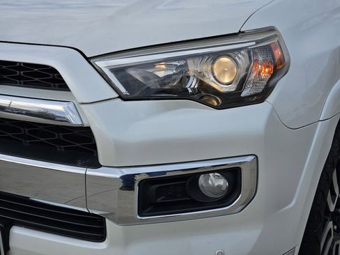 Used 2018 Toyota 4Runner Limited image 10