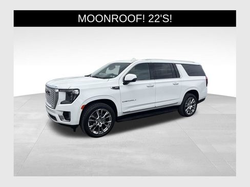 Used 2023 GMC Yukon XL Denali AWD/4WD image 1