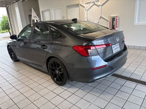 Certified 2024 Honda Civic Sport image 3