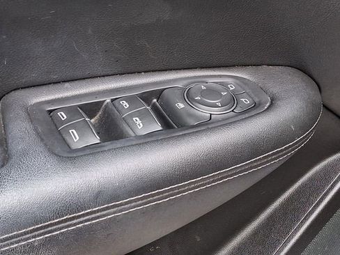 Used 2024 Cadillac XT5 Luxury w/ LPO, Floor Liner Package FWD image 19