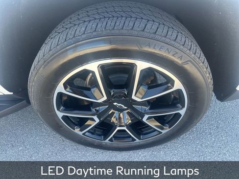 Used 2022 Chevrolet Tahoe RST w/ Luxury Package image 9