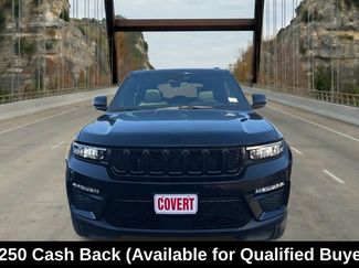 New 2025 Jeep Grand Cherokee Limited w/ Black Appearance Package RWD video 2