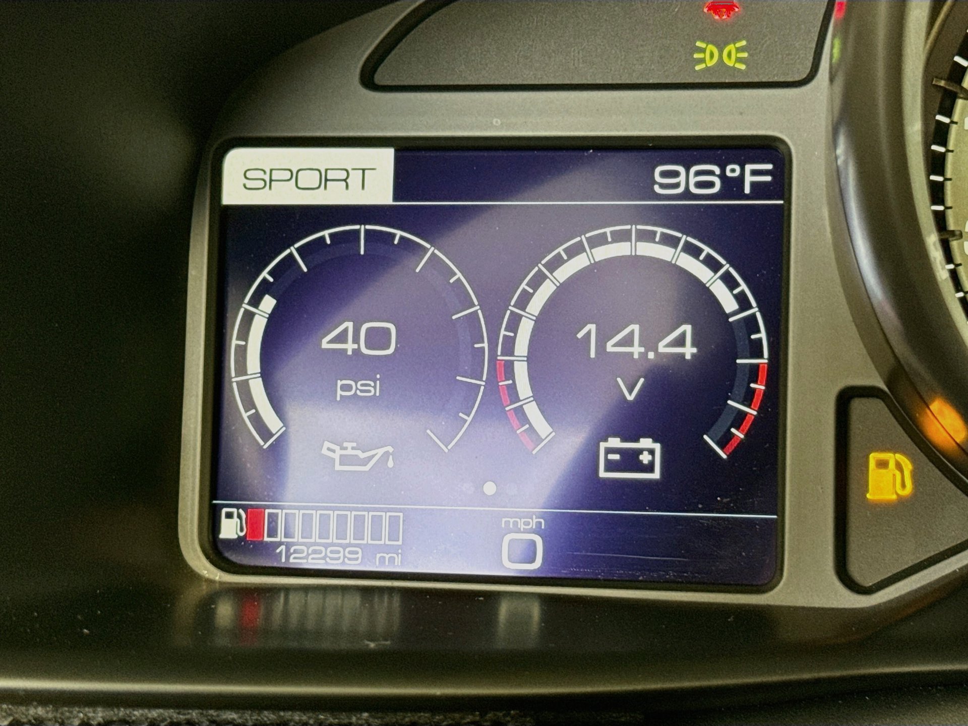 Certified 2017 Ferrari GTC4Lusso AWD/4WD image 31