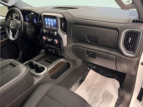 Used 2021 GMC Sierra 1500 Elevation w/ Preferred Package image 12