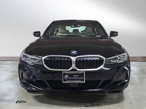 Used 2025 BMW 330i xDrive Sedan w/ M Sport Package image 8