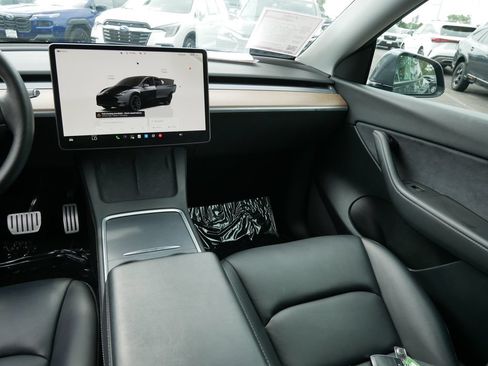 Used 2022 Tesla Model Y Performance AWD/4WD image 14