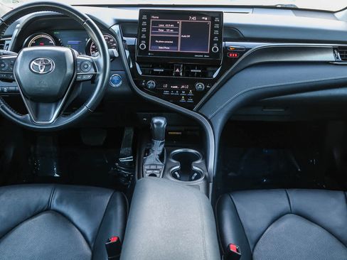 Used 2023 Toyota Camry XSE image 10