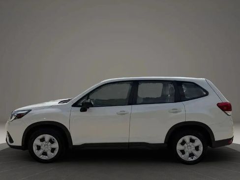 Used 2023 Subaru Forester AWD/4WD image 4