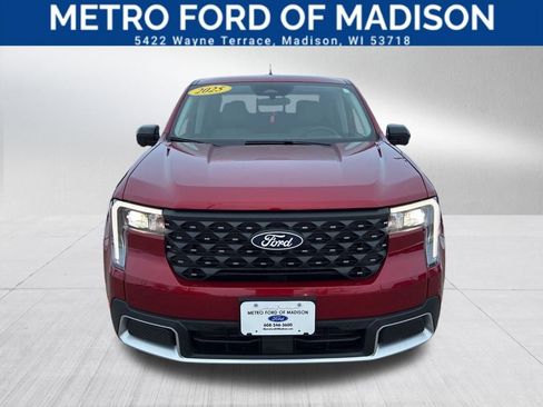 Used 2025 Ford Maverick Lariat w/ 4K Tow Package image 4